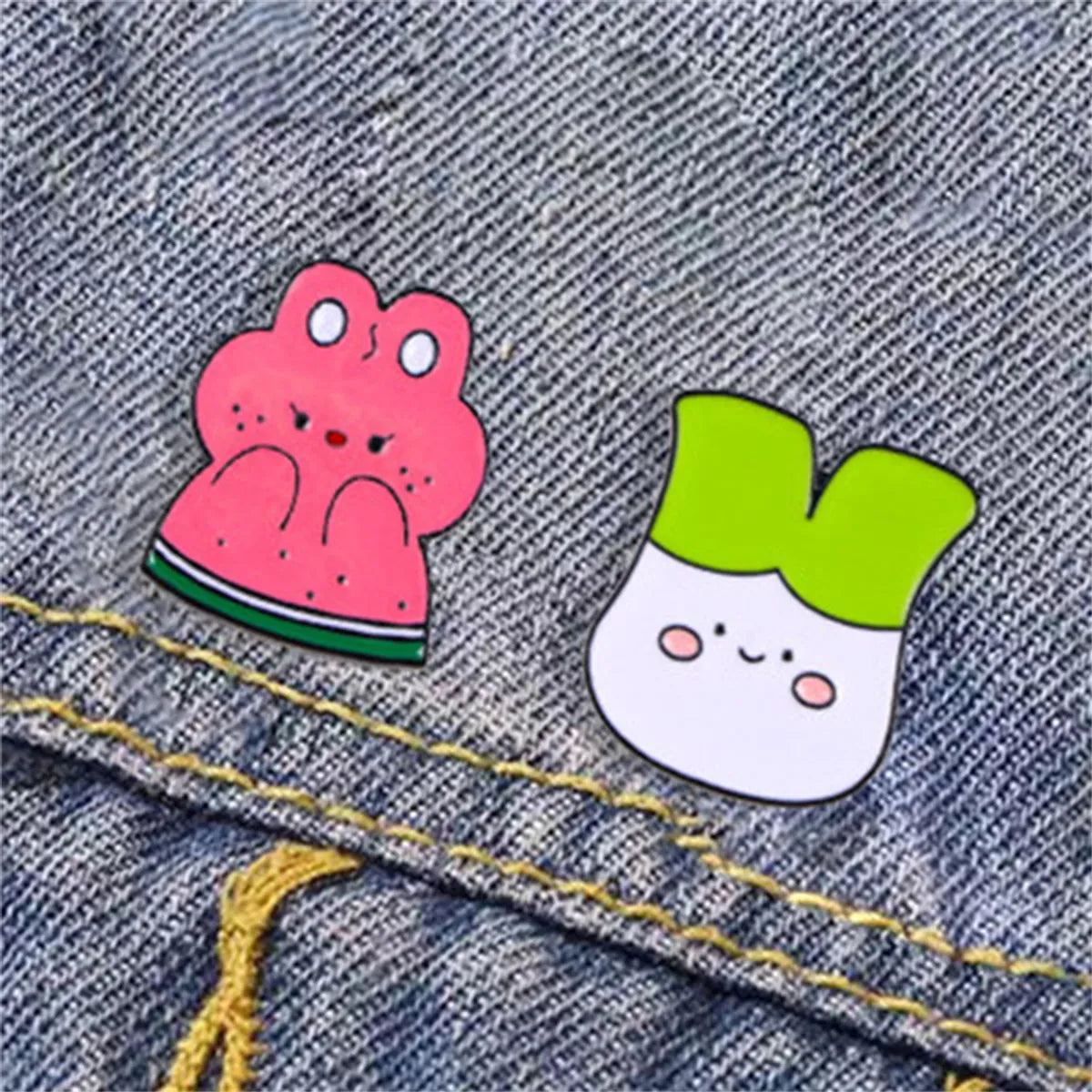 Cartoon Style Cute Pastoral Animal Fruit Alloy Stamping Stoving Varnish Plating Unisex Brooches