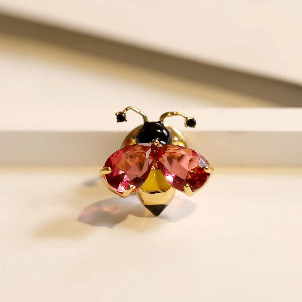 Cartoon Style Cute Sweet Bee Copper Copper Women'S Brooches 1 Piece