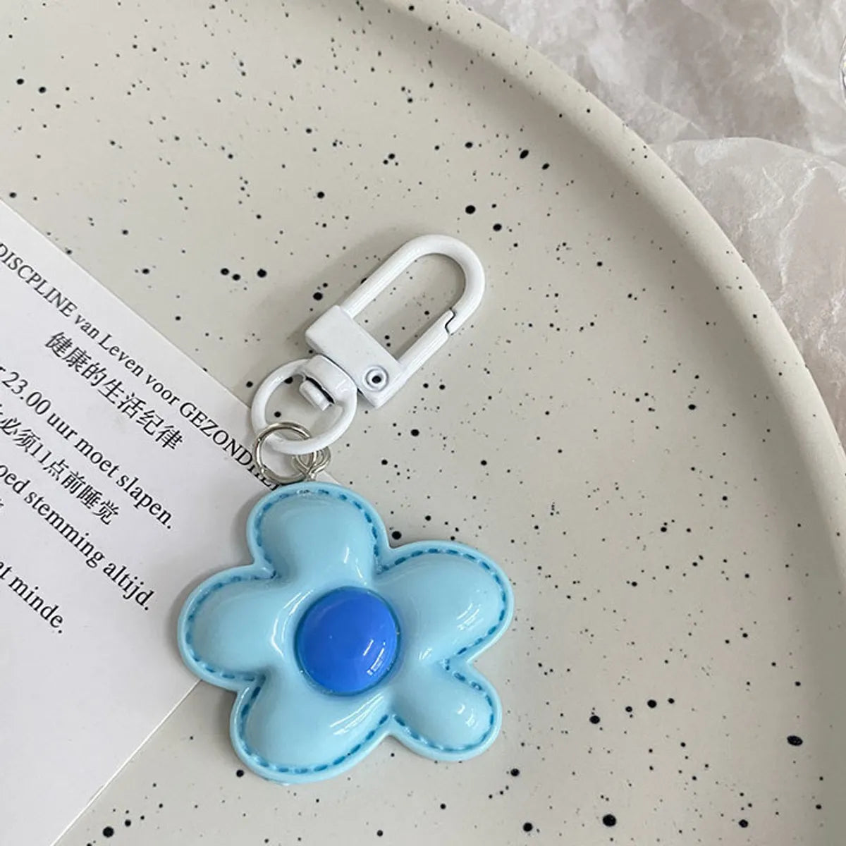 Cartoon Style Flower Resin Women'S Keychain