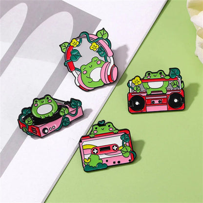 Cartoon Style Frog Alloy Unisex Brooches