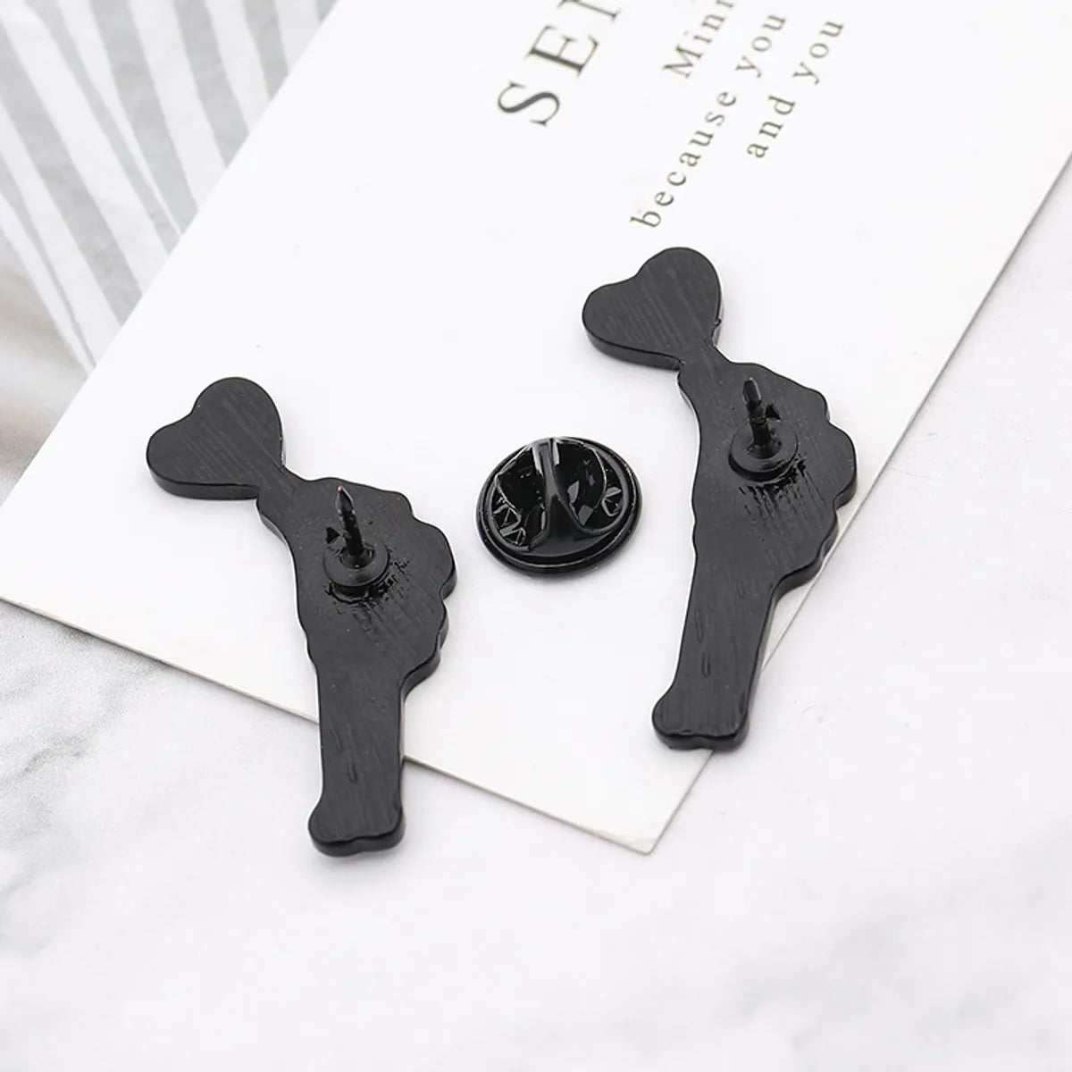 Cartoon Style Geometric Alloy Plating Unisex Brooches