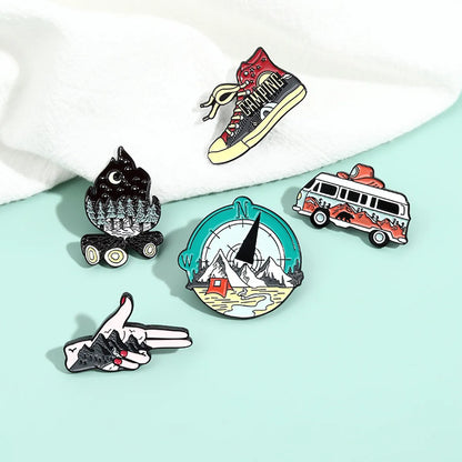 Cartoon Style Gesture Moon Shoe Alloy Plating Unisex Brooches