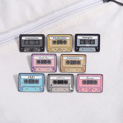 Cartoon Style Simple Style Letter Radio Tape Alloy Stamping Stoving Varnish Plating Unisex Brooches