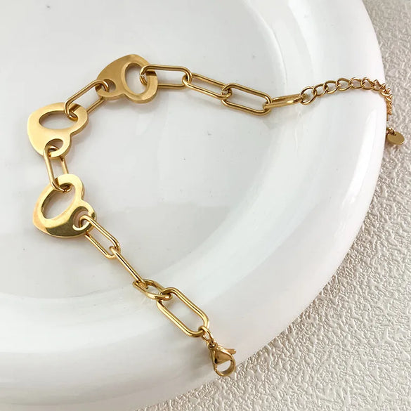 Casual Artistic Streetwear Heart Shape 304 Stainless Steel 14K Gold Plated Bracelets In Bulk