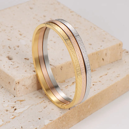 Casual Basic Korean Style Lingge 304 Stainless Steel 18K Gold Plated Rose Gold Plated Bangle In Bulk