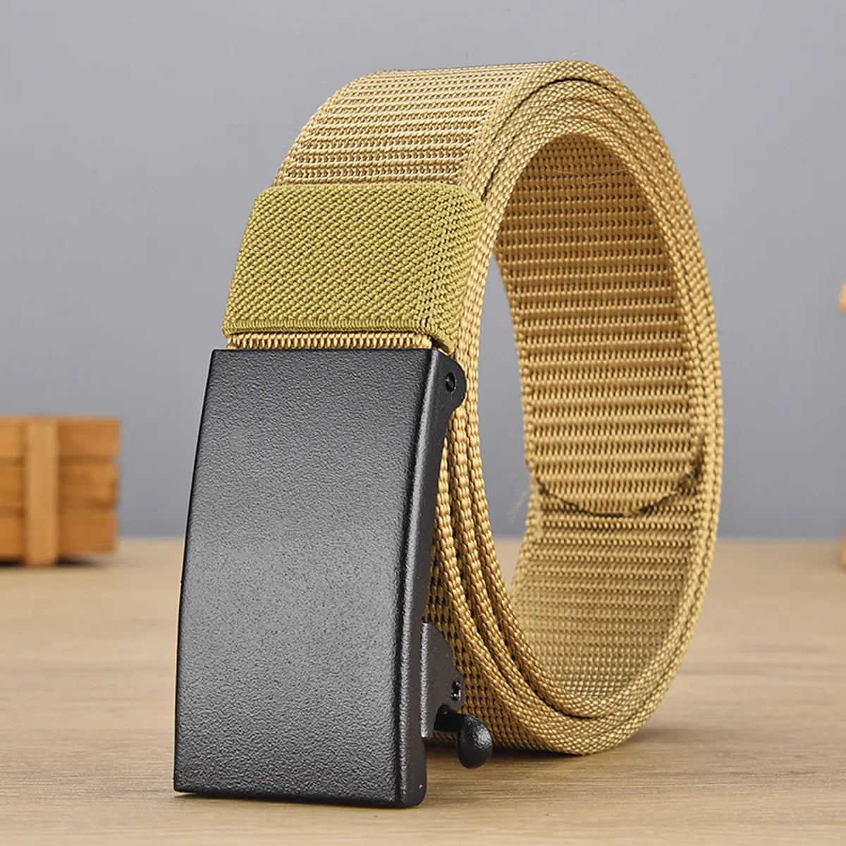 Casual Basic Solid Color Canvas Iron Men'S Woven Belts