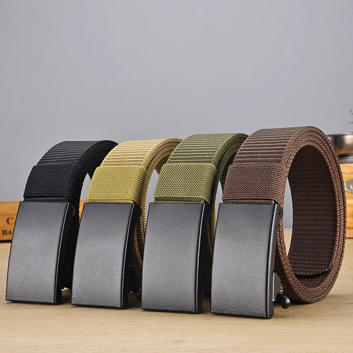 Casual Basic Solid Color Canvas Iron Men'S Woven Belts