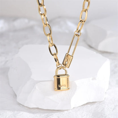 Casual Classic Style Artistic Lock Titanium Steel Polishing Plating 18k Gold Plated Necklace