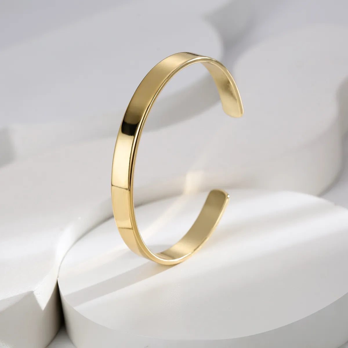 Casual Classic Style Commute Solid Color Copper Plating 18k Gold Plated Bangle