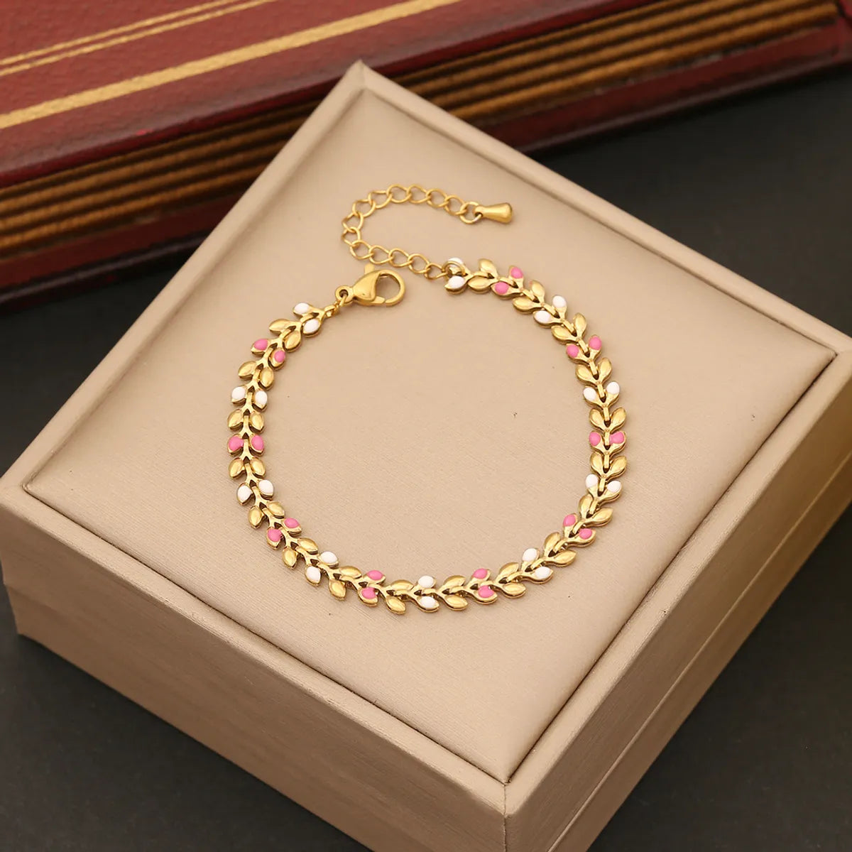 Casual Commute Grain 304 Stainless Steel 18K Gold Plated Bracelets In Bulk