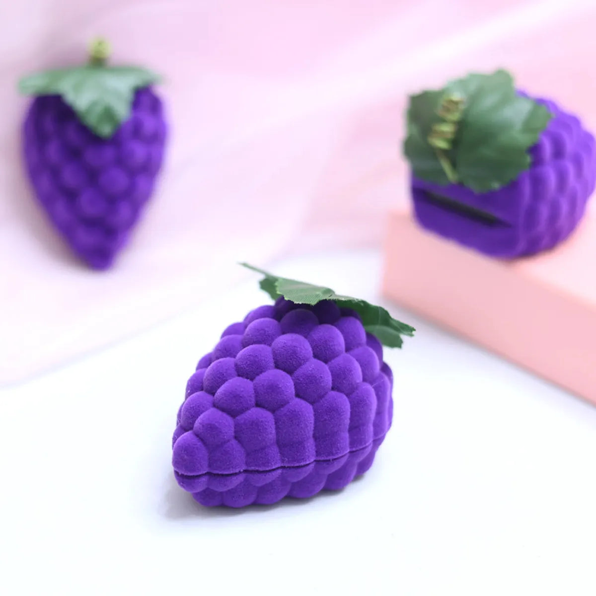 Casual Cute Grape Plastic Flocking Jewelry Boxes