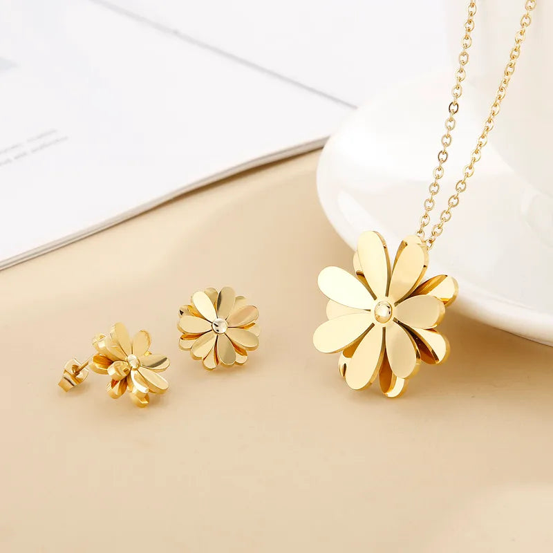 Wholesale Jewelry Casual Daisy Titanium Steel 18K Gold Plated Plating Jewelry Set