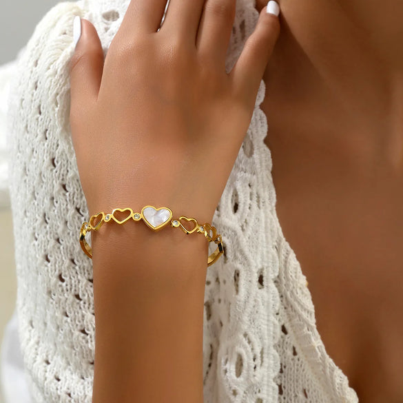 Casual Elegant Basic Heart Shape Stainless Steel Asymmetrical Hollow Out Inlay Shell 18k Gold Plated Bangle