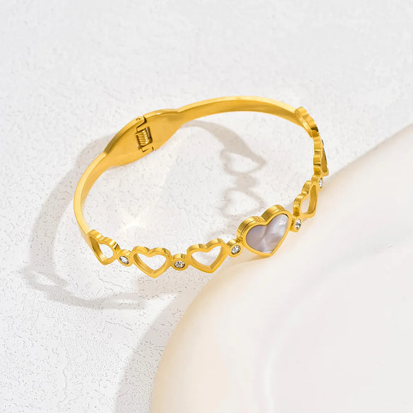 Casual Elegant Basic Heart Shape Stainless Steel Asymmetrical Hollow Out Inlay Shell 18k Gold Plated Bangle
