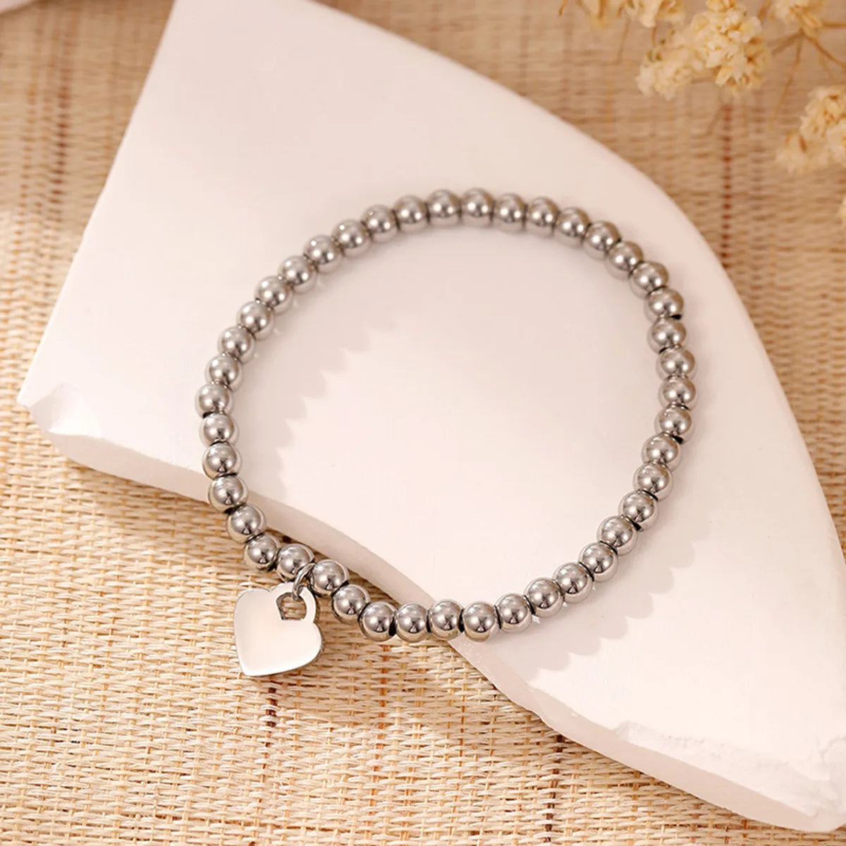 Casual Elegant Heart Shape 304 Stainless Steel Bracelets In Bulk