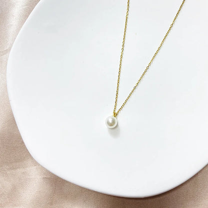 Casual Elegant Round Heart Shape Solid Color Stainless Steel Copper Plating Inlay Pearl Gold Plated Pendant Necklace