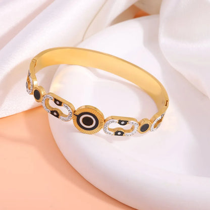 Casual Elegant Streetwear Devil'S Eye Flower Titanium Steel Bangle In Bulk