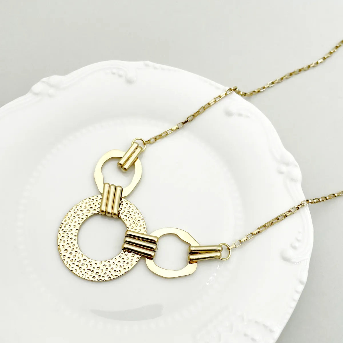 Casual Exaggerated Circle Stainless Steel Plating Hollow Out Gold Plated Long Necklace