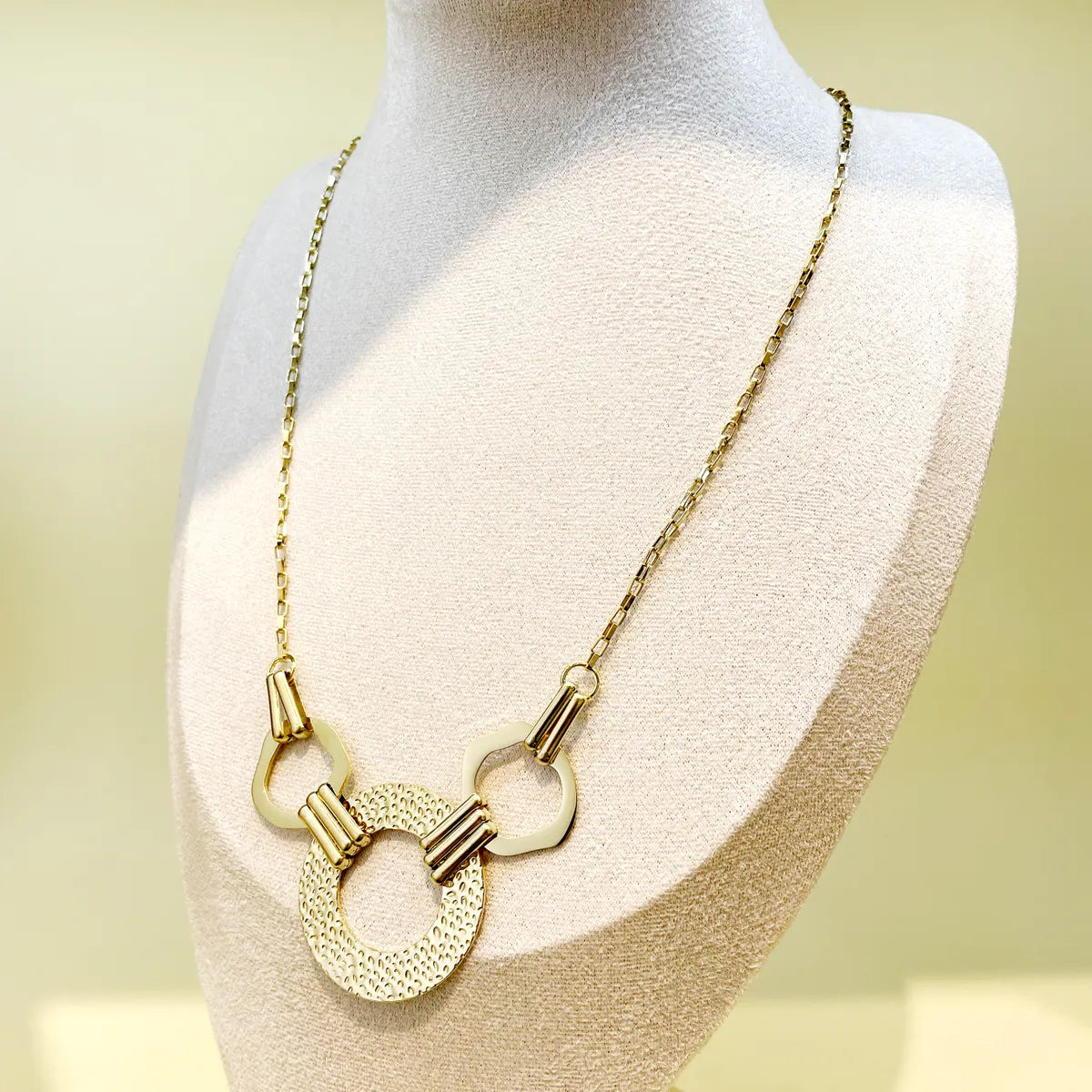 Casual Exaggerated Circle Stainless Steel Plating Hollow Out Gold Plated Long Necklace