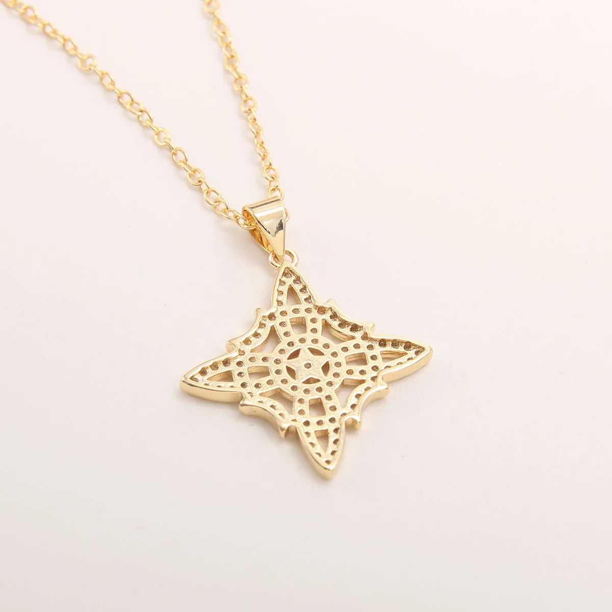 Casual Geometric Copper Plating Inlay Zircon Gold Plated Pendant Necklace