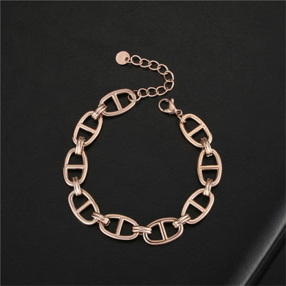 Casual Geometric Solid Color 304 Stainless Steel Hollow Out 18K Gold Plated Unisex Bracelets