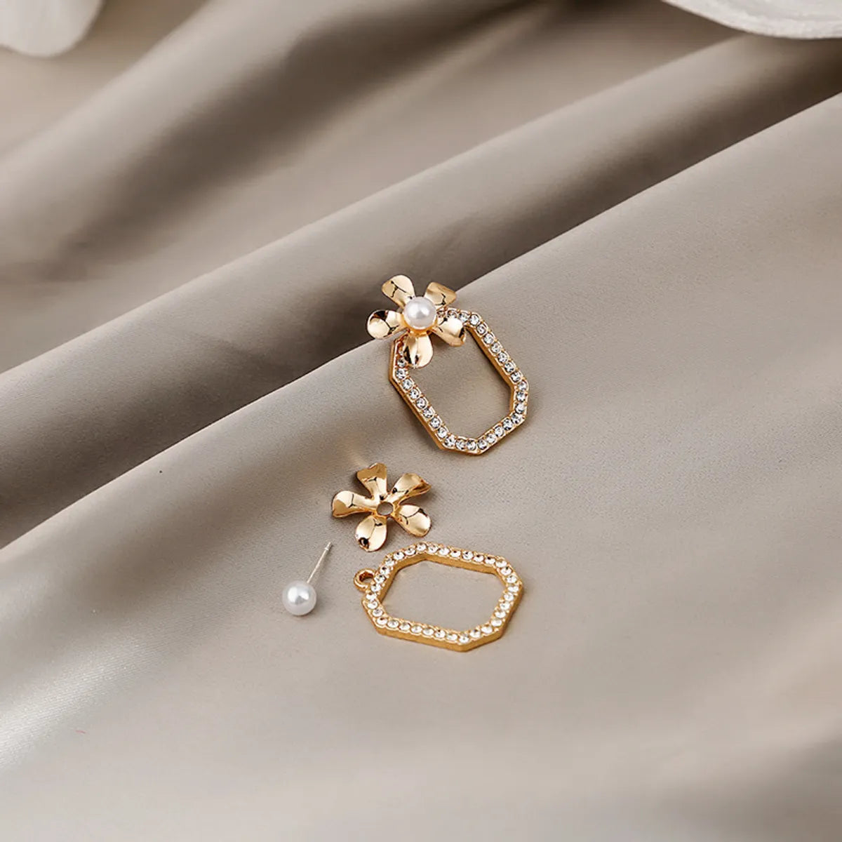 Casual Heart Shape Bow Knot Alloy Plating Inlay Rhinestones Women'S Drop Earrings Ear Studs