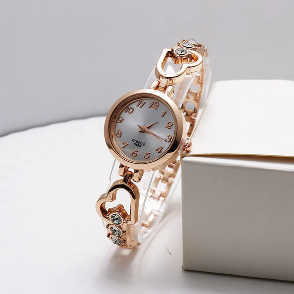 Casual Heart Shape Jewelry Buckle Quartz Women'S Watches
