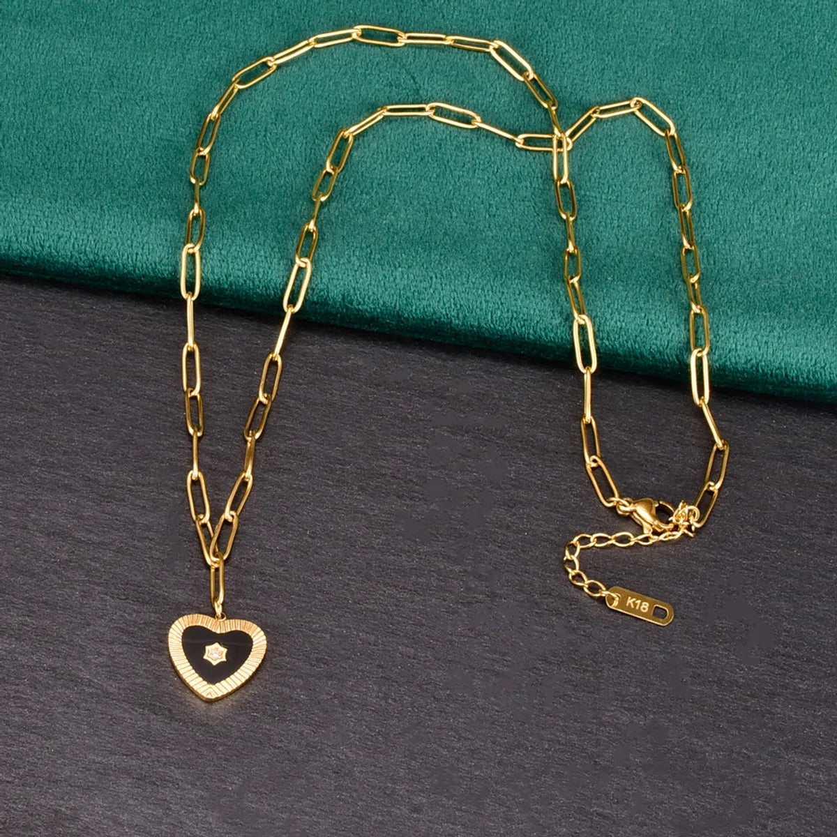 Casual Heart Shape Titanium Steel Plating 18k Gold Plated Pendant Necklace