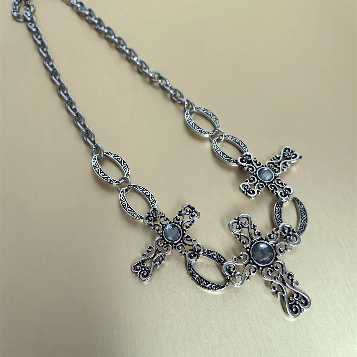 Casual Hip-Hop Cross Alloy Inlay Acrylic Silver Plated Women'S Necklace