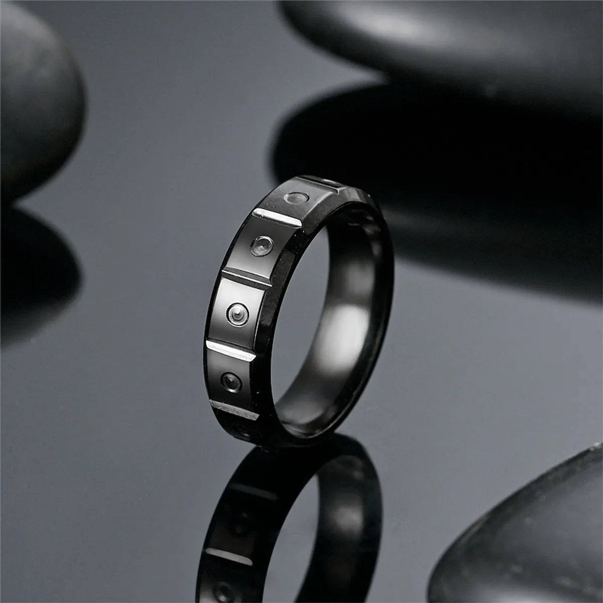 Casual Hip-hop Solid Color Titanium Steel Plating 18k Gold Plated Men's Rings