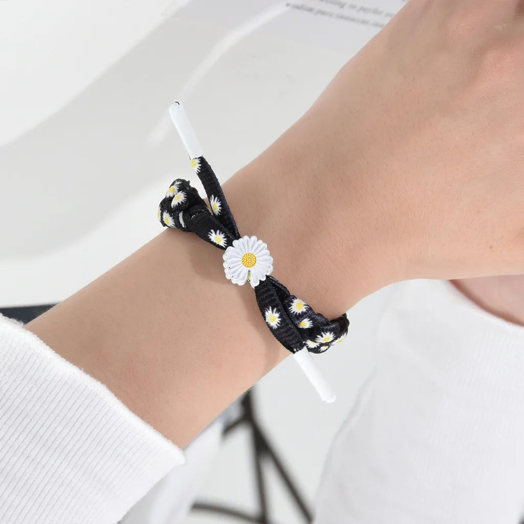 Casual Lady Star Flower Alloy Cloth Plating Inlay Artificial Gemstones Women'S Bracelets Bangle