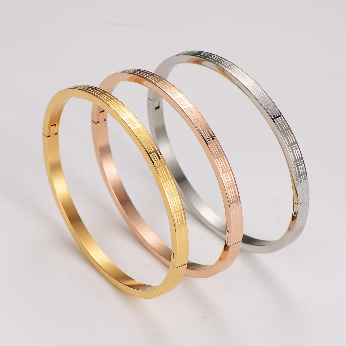 Casual Punk Commute Solid Color 304 Stainless Steel Bangle In Bulk