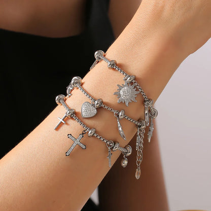 Casual Retro Cross Star Heart Shape 304 Stainless Steel 18K Gold Plated Rhinestones Bracelets In Bulk