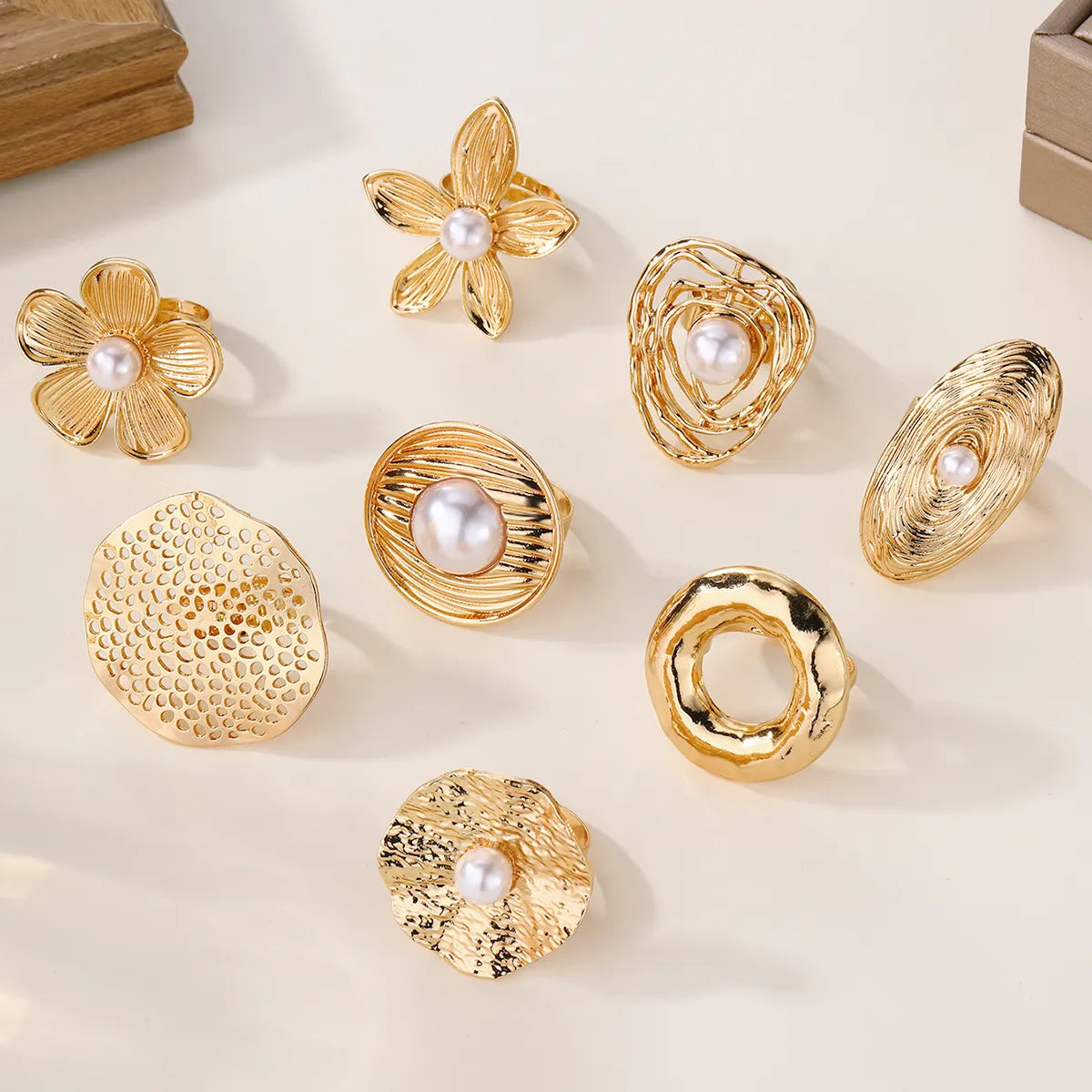 Casual Retro Exaggerated Flower Alloy Inlay Pearl Women'S Rings