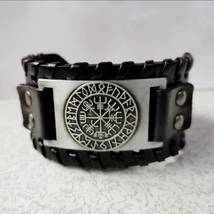 Casual Retro Geometric Alloy Cowhide Knitting Unisex Wristband