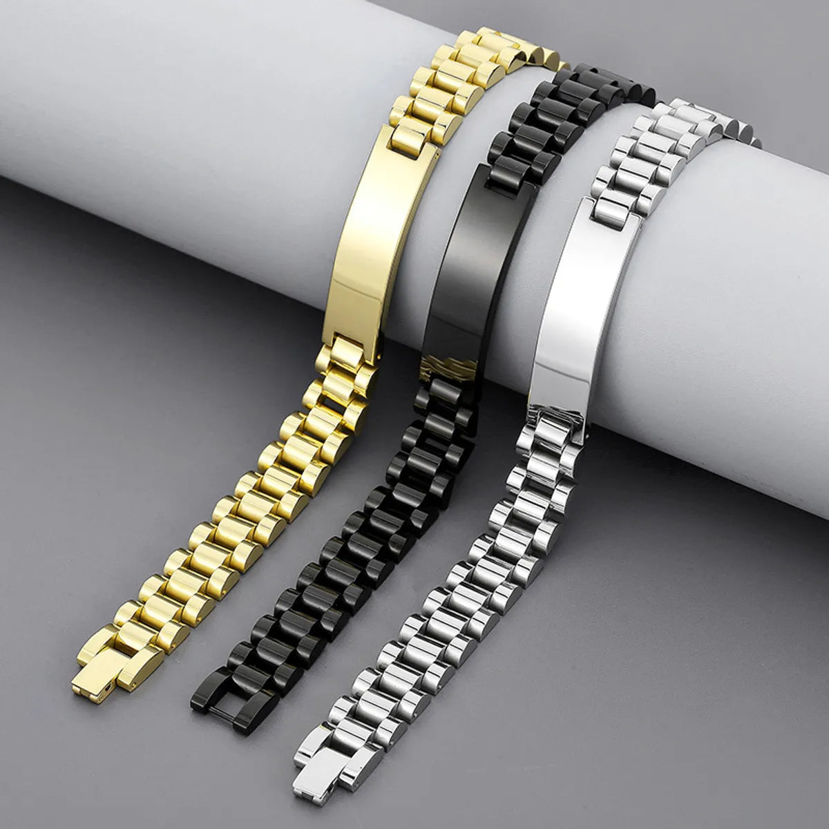 Casual Retro Solid Color Titanium Steel Plating Bracelets