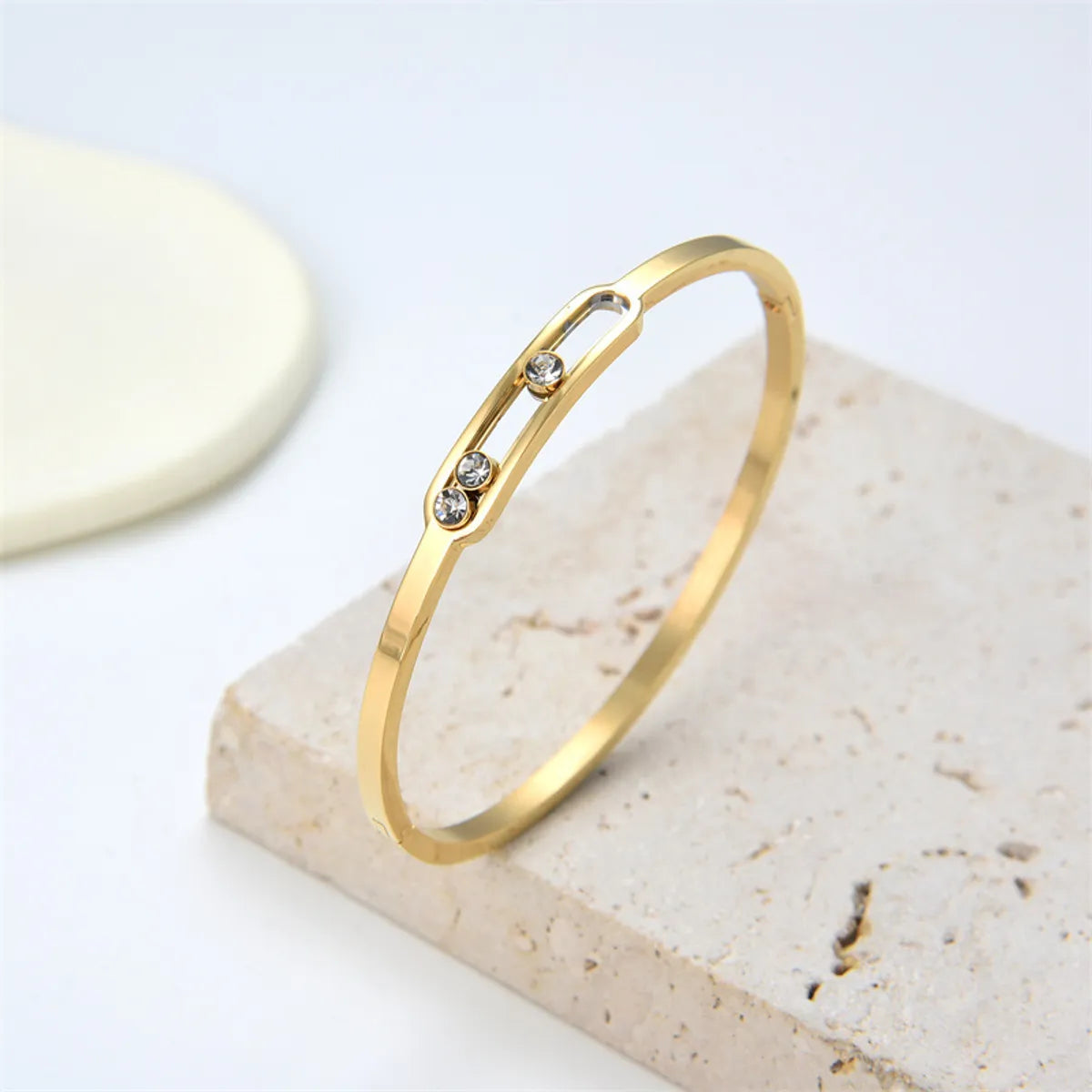 Casual Round Stainless Steel Rhinestones Bangle In Bulk