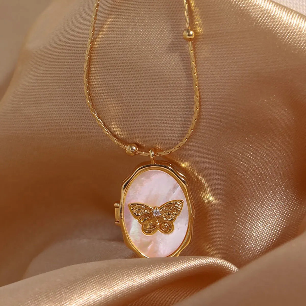 Casual Simple Style Angel Butterfly Copper Plating Shell Copper Zircon 18k Gold Plated Pendant Necklace