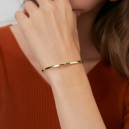 Casual Simple Style C Shape Copper 18k Gold Plated Cuff Bracelets In Bulk