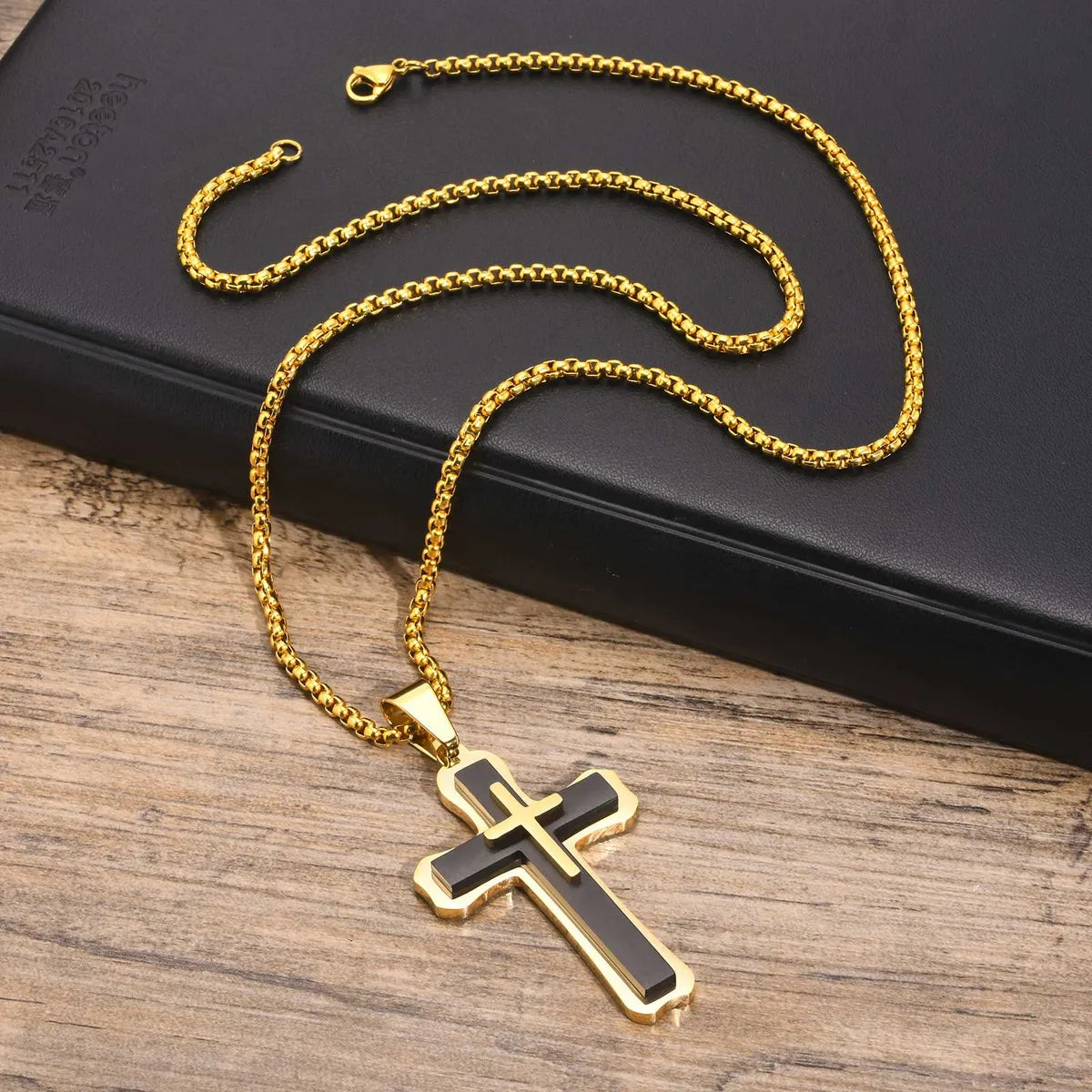 Casual Simple Style Cross 304 Stainless Steel Layered Men'S Pendant Necklace