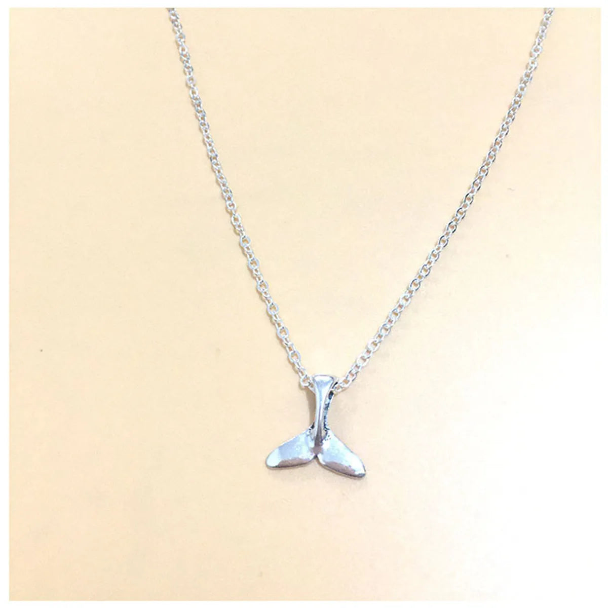 Casual Simple Style Fish Tail Alloy Wholesale Pendant Necklace