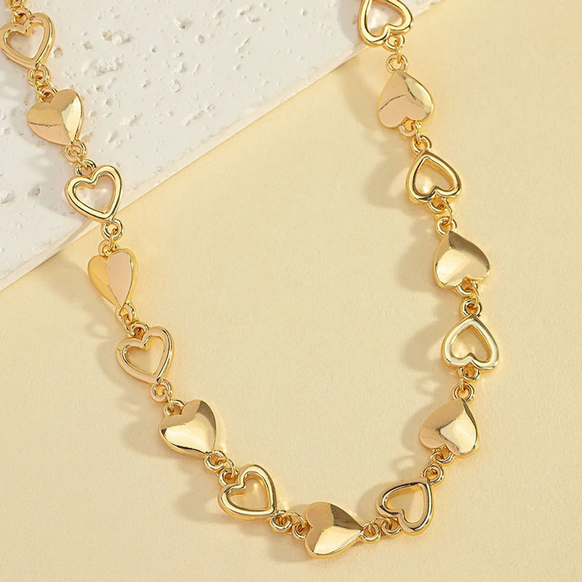 Casual Simple Style Heart Shape Alloy Zinc Wholesale Choker