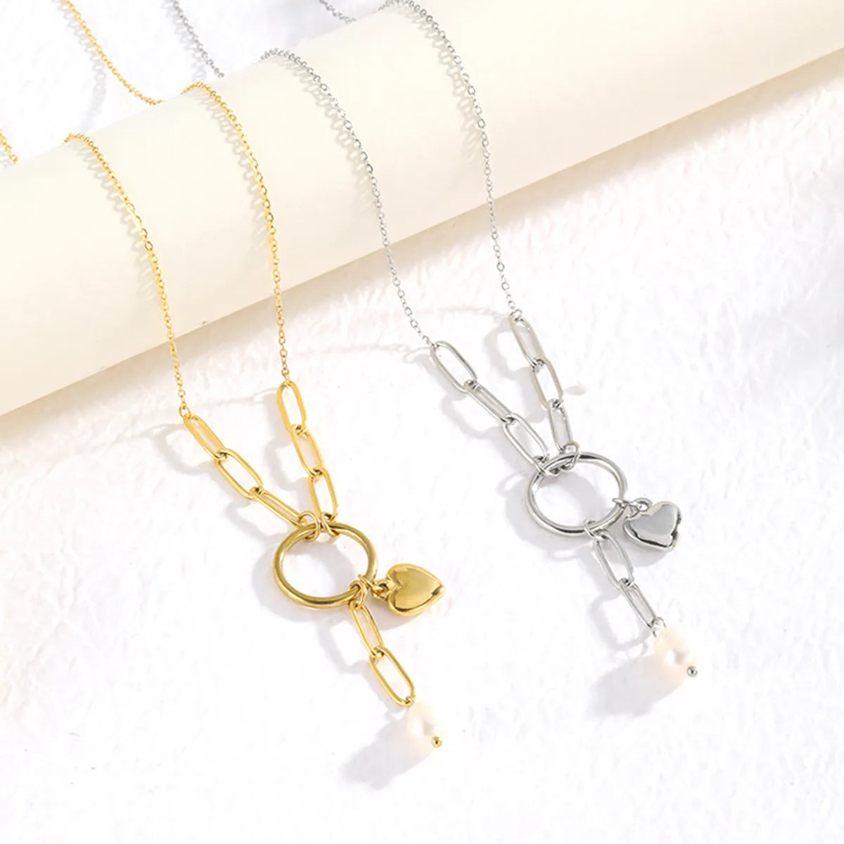 Casual Simple Style Heart Shape Solid Color Stainless Steel Pearl Plating 14k Gold Plated Pendant Necklace