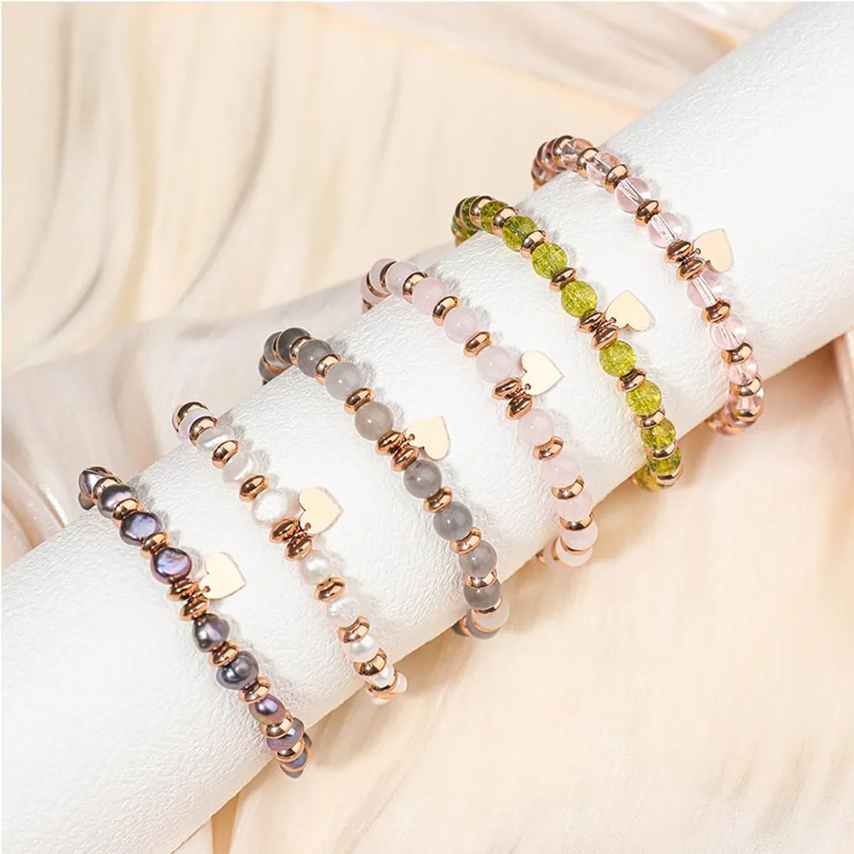 Casual Simple Style Heart Shape Stainless Steel Titanium Steel Beaded Rose Gold Plated Bracelets