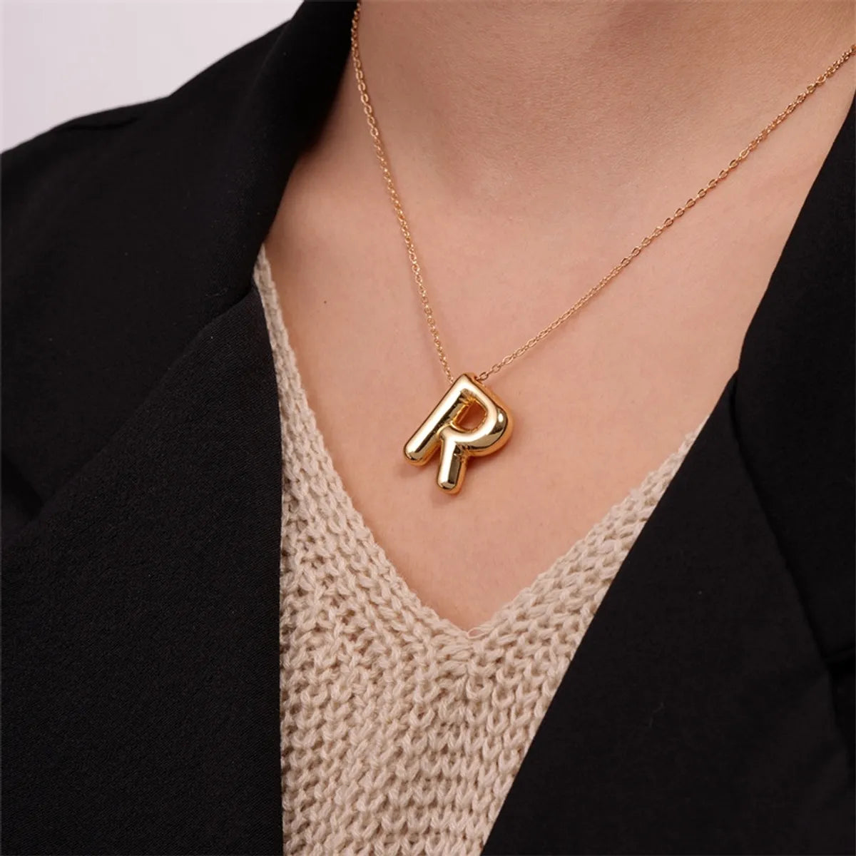 Casual Simple Style Letter Copper Pendant Necklace In Bulk