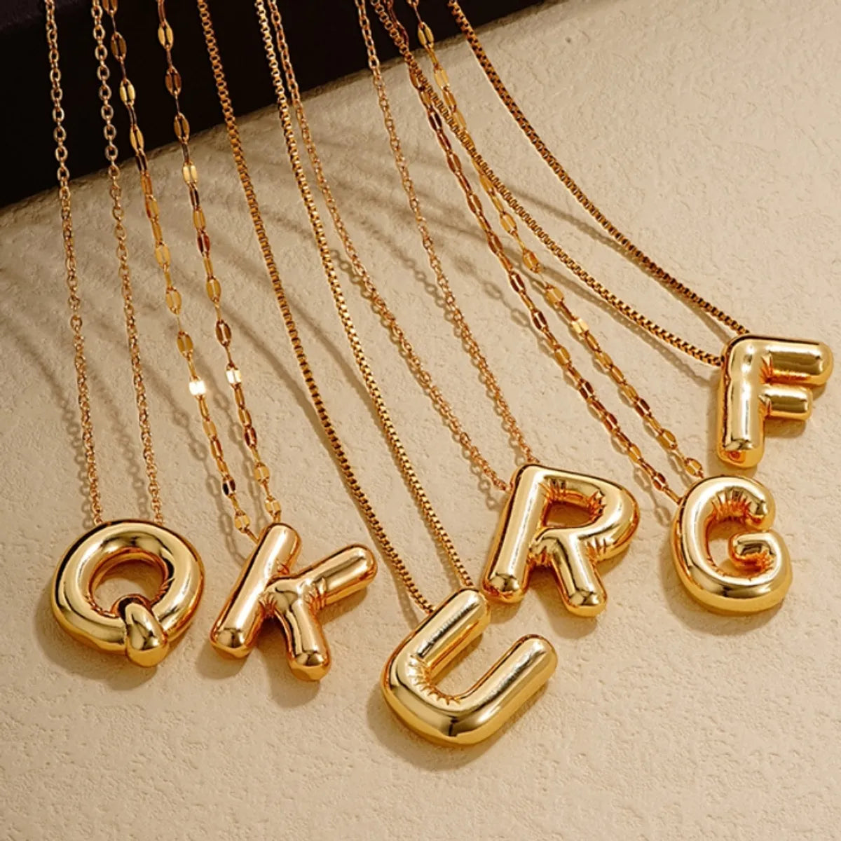 Casual Simple Style Letter Copper Pendant Necklace In Bulk