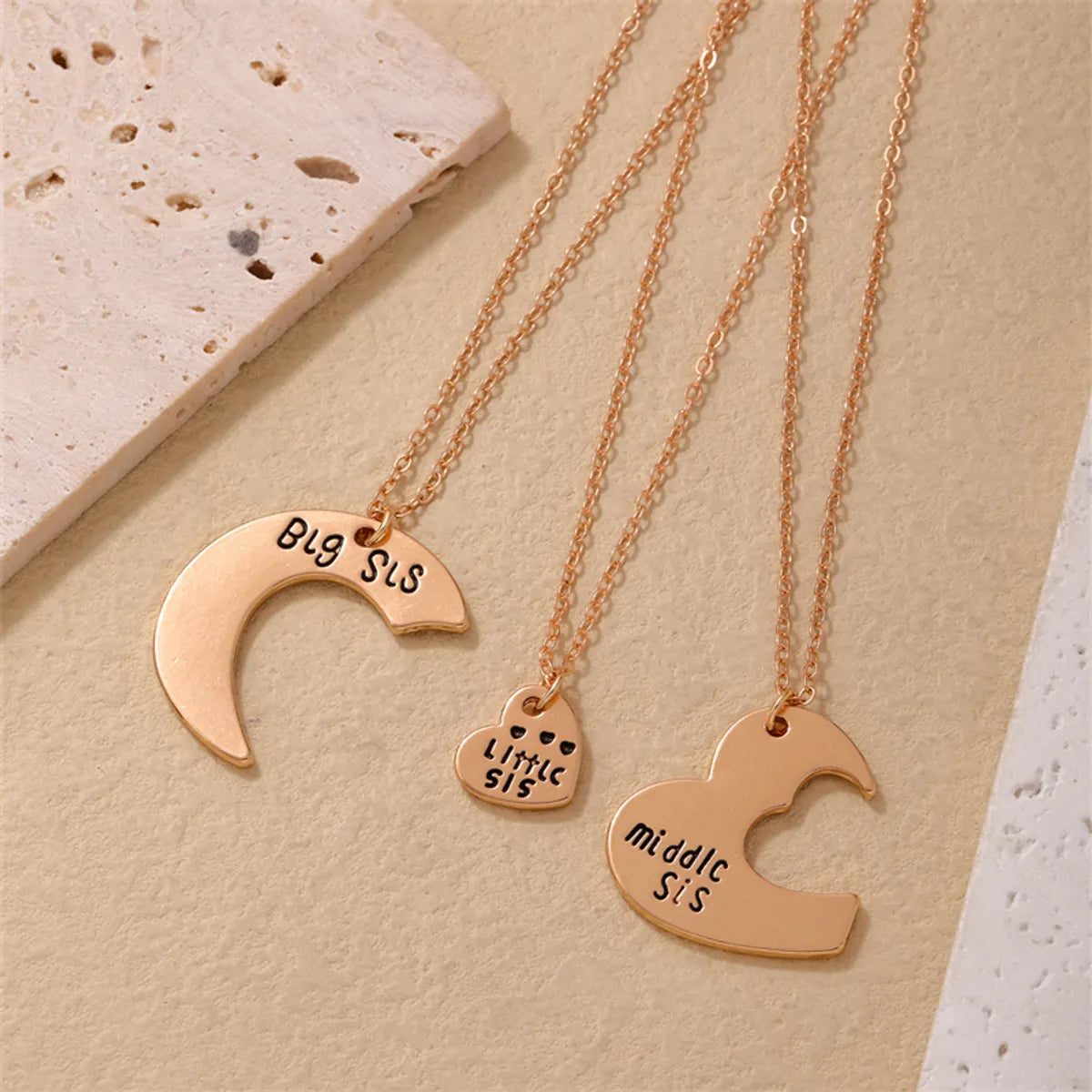 Casual Simple Style Moon Heart Shape Stainless Steel Patchwork Pendant Necklace