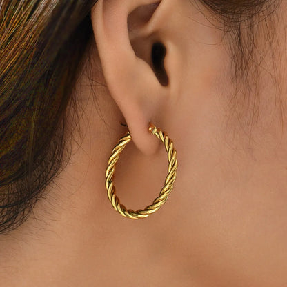 1 Pair Casual Simple Style Round Plating 201 Stainless Steel 18K Gold Plated Hoop Earrings