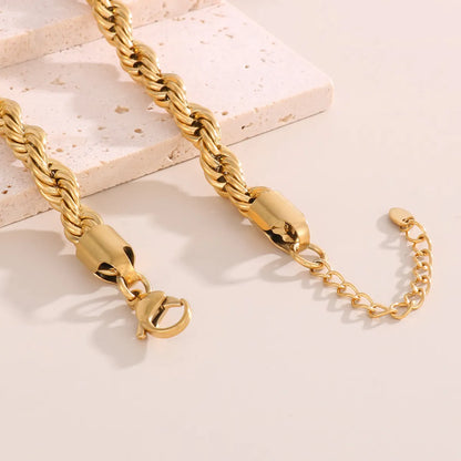 Casual Simple Style Solid Color Stainless Steel Titanium Steel Plating Gold Plated Necklace