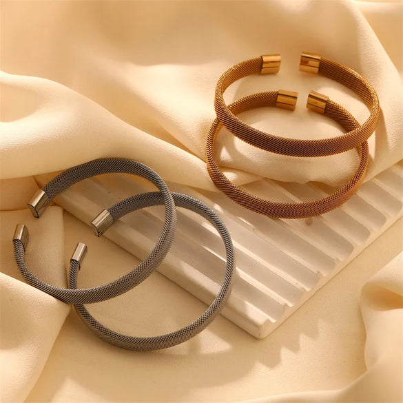 Casual Simple Style Solid Color Titanium Steel 18K Gold Plated Bangle In Bulk